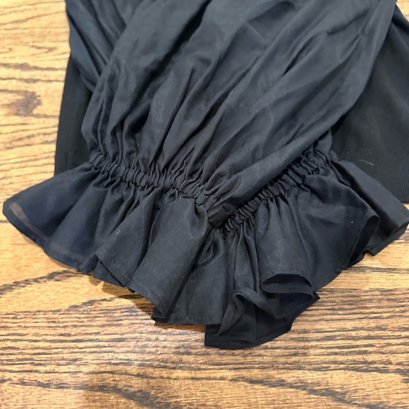 Alice + Olivia Black Puff Sleeve Blouse NWT - Picture 3 of 3